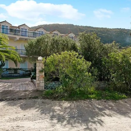 Dolphin 7 Apartmán *